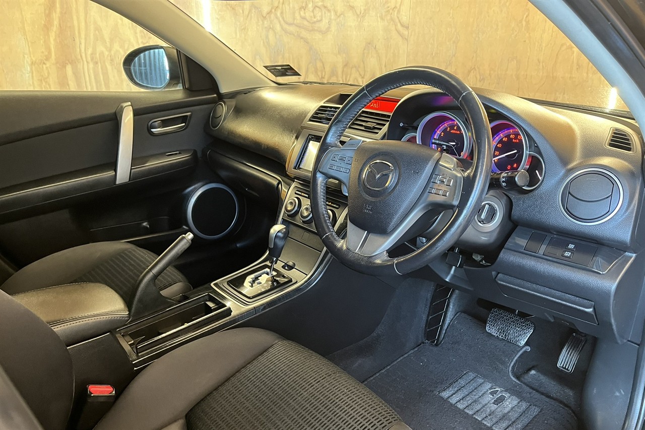 2008 Mazda Atenza