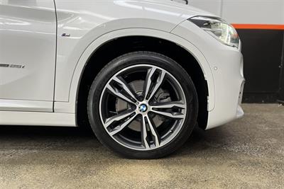 2016 BMW X1 - Thumbnail