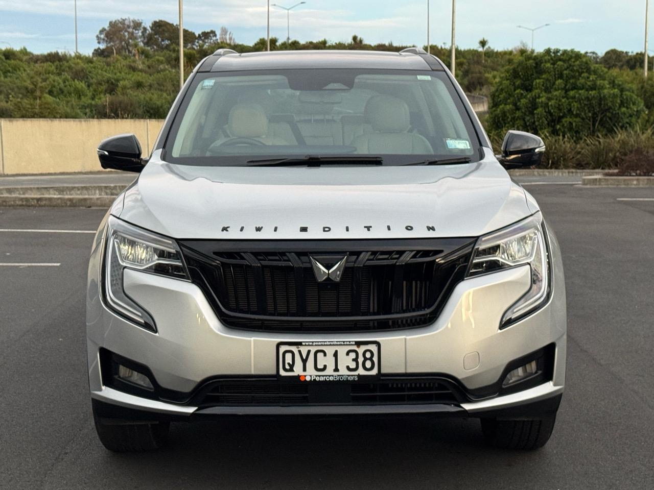 2024 Mahindra XUV700