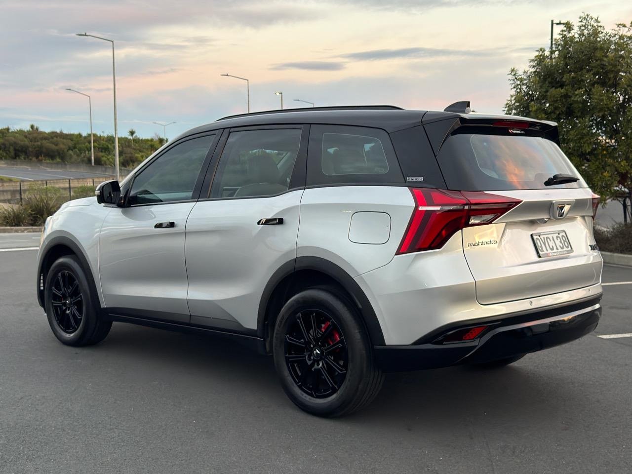 2024 Mahindra XUV700