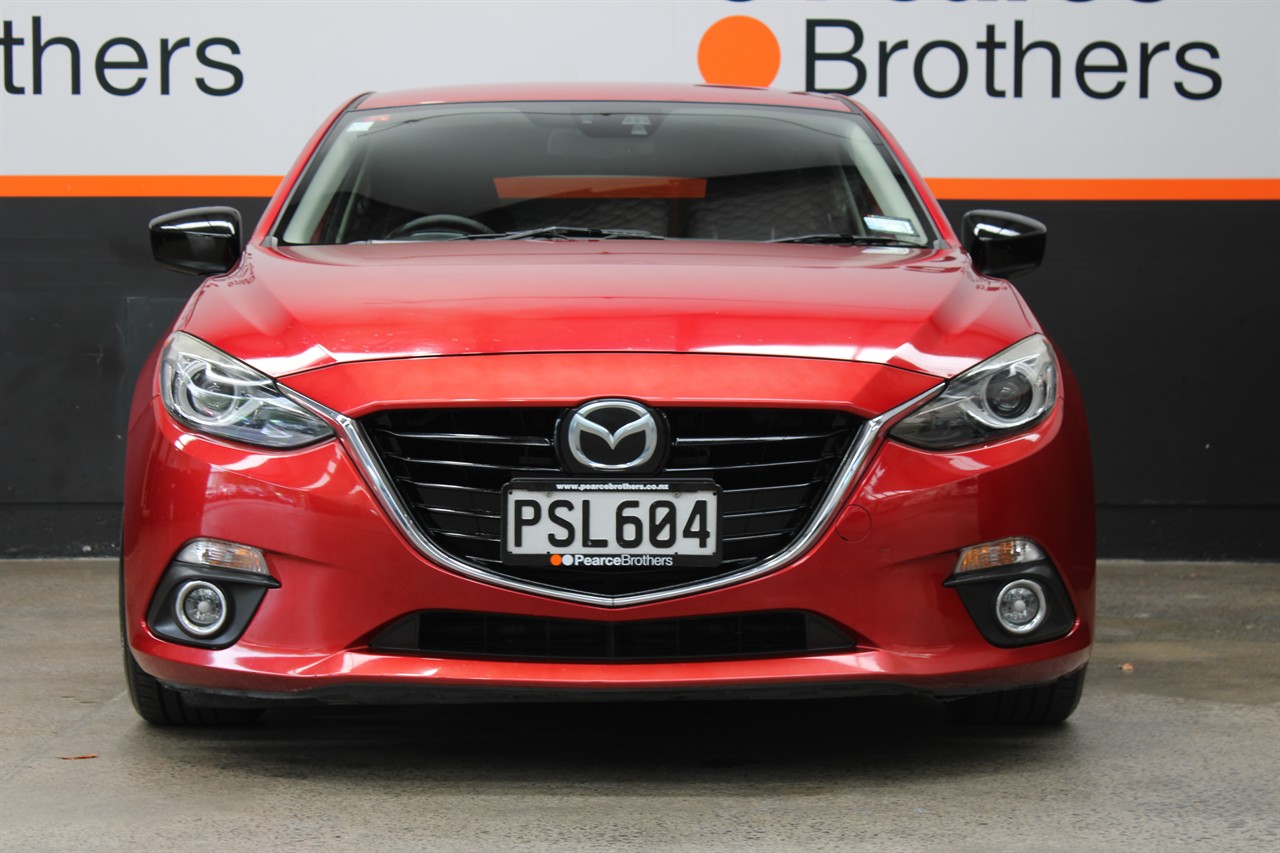 2014 Mazda Axela
