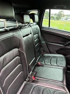 2017 Volkswagen Tiguan - Thumbnail