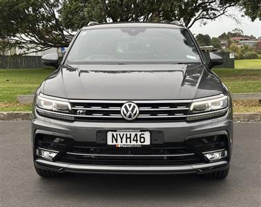 2017 Volkswagen Tiguan - Thumbnail