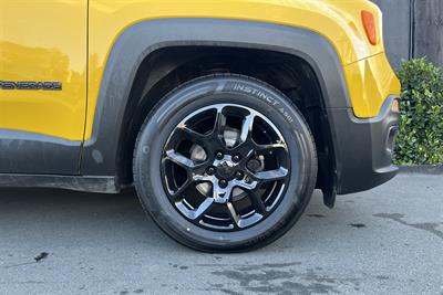 2018 Jeep Renegade - Thumbnail