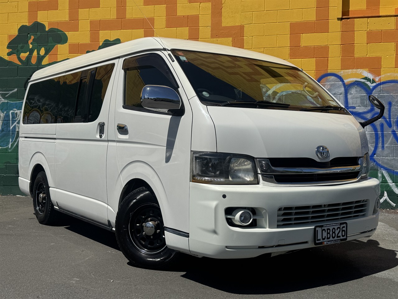 2010 Toyota Hiace