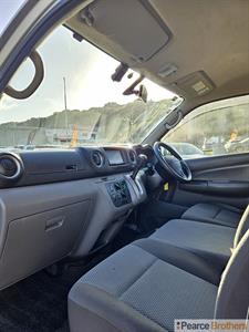 2016 Nissan Nv350 - Thumbnail