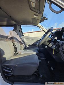 2016 Nissan Nv350 - Thumbnail