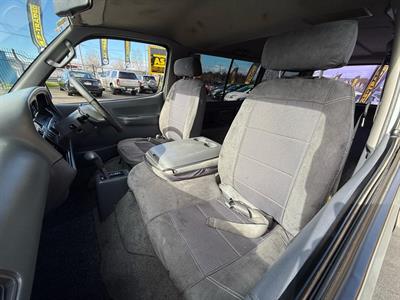 1995 Toyota Hiace - Thumbnail