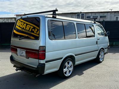 1995 Toyota Hiace - Thumbnail