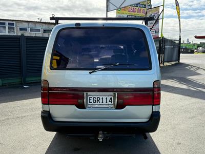 1995 Toyota Hiace - Thumbnail