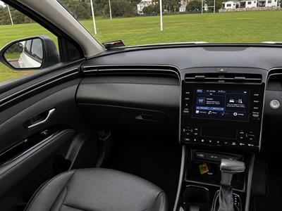 2021 Hyundai TUCSON - Thumbnail