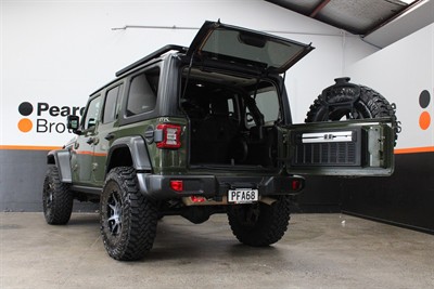 2022 Jeep Wrangler - Thumbnail