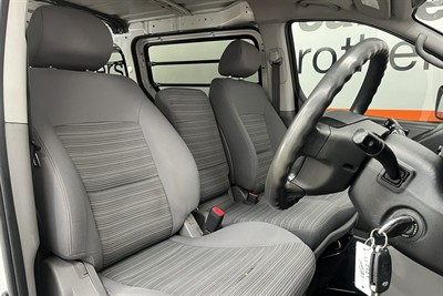 2019 Hyundai Iload - Thumbnail