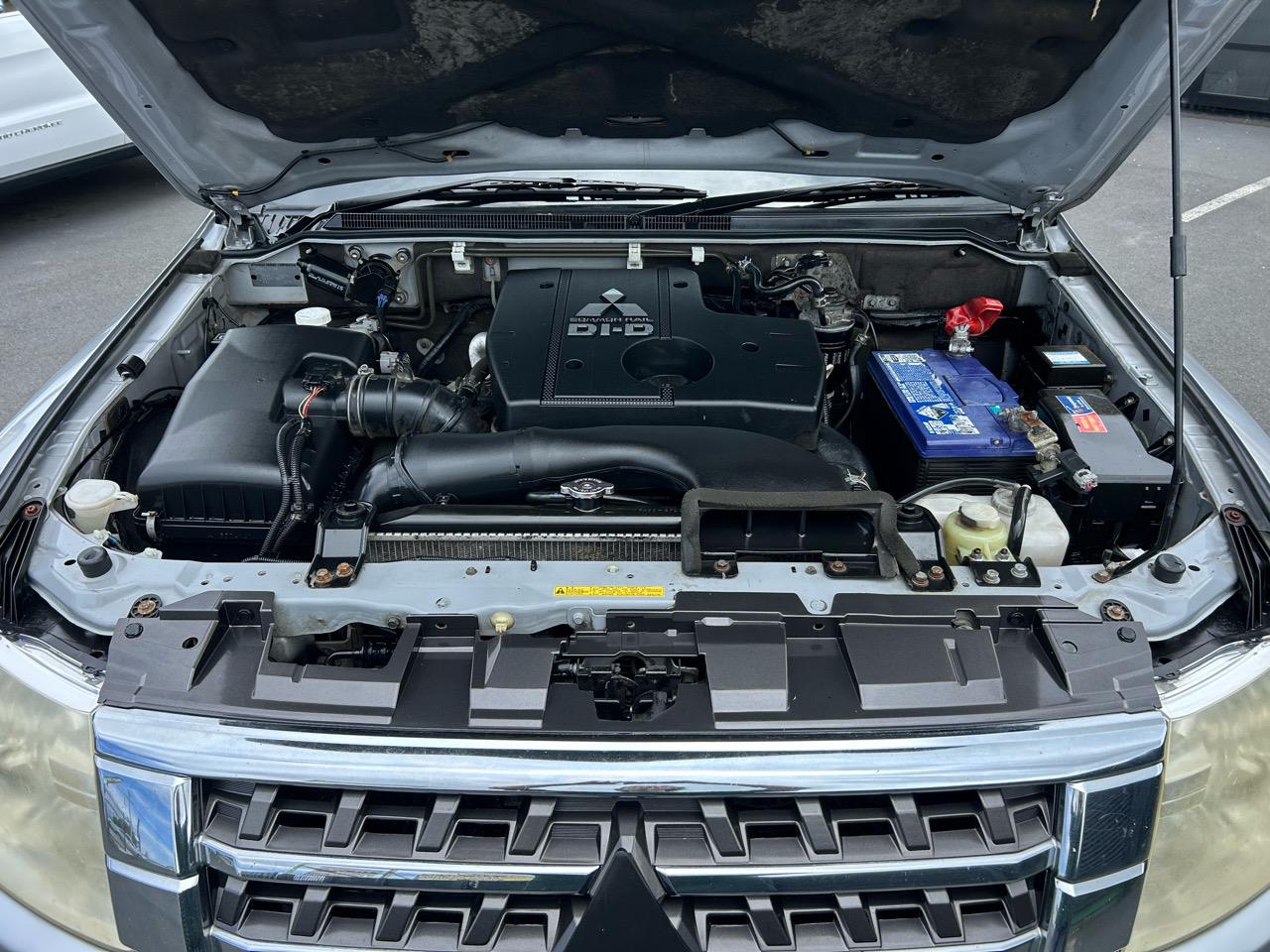 2011 Mitsubishi Pajero