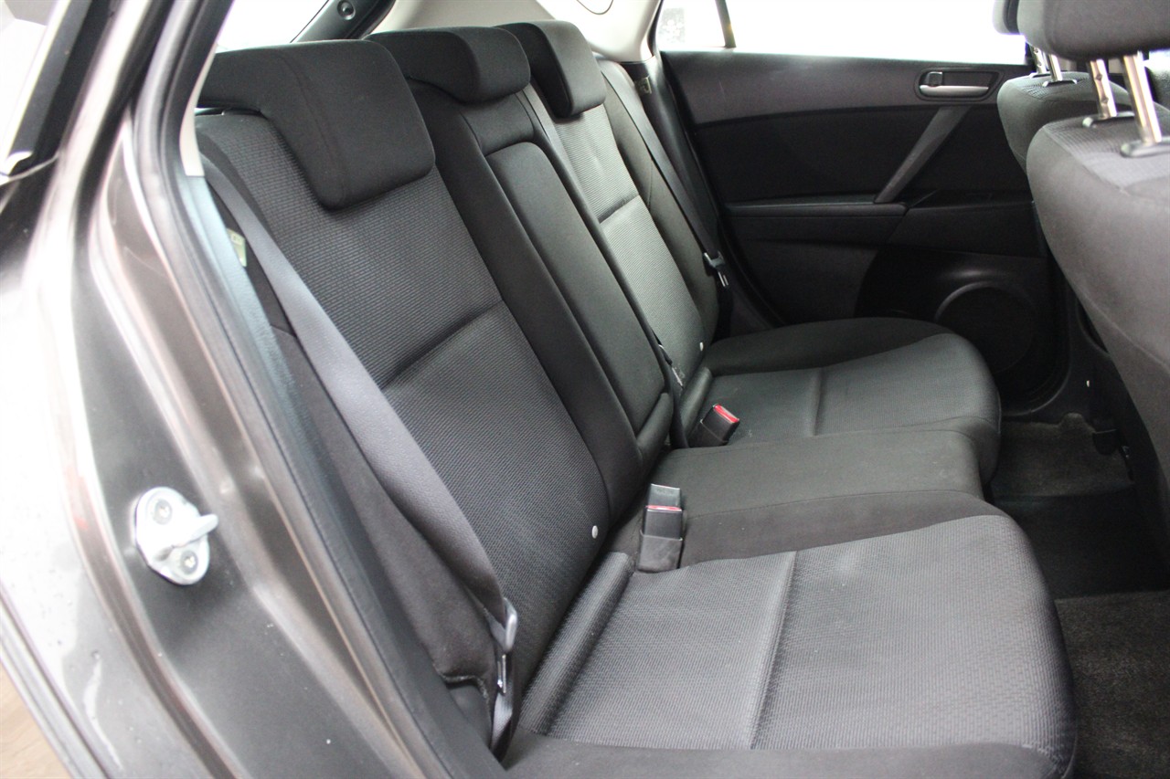 2009 Mazda Axela