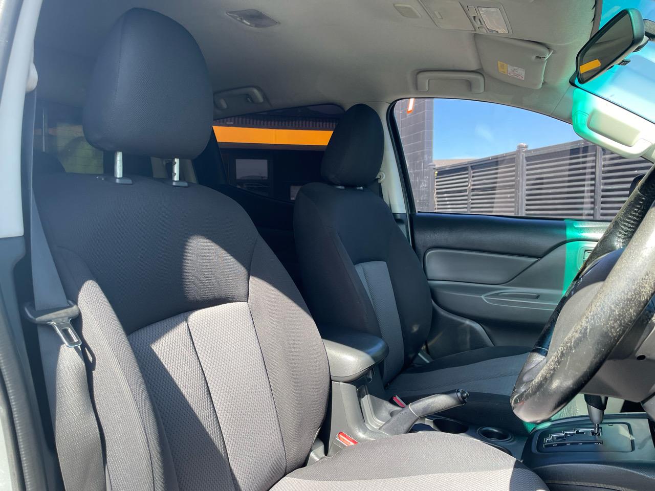 2015 Mitsubishi Triton