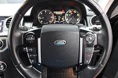 2016 Land Rover Discovery - Thumbnail