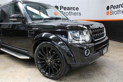 2016 Land Rover Discovery - Thumbnail