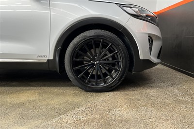 2018 Kia Sorento - Thumbnail