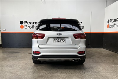 2018 Kia Sorento - Thumbnail