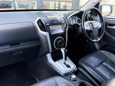 2016 Isuzu Mu-X - Thumbnail