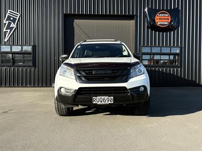 2016 Isuzu Mu-X - Thumbnail