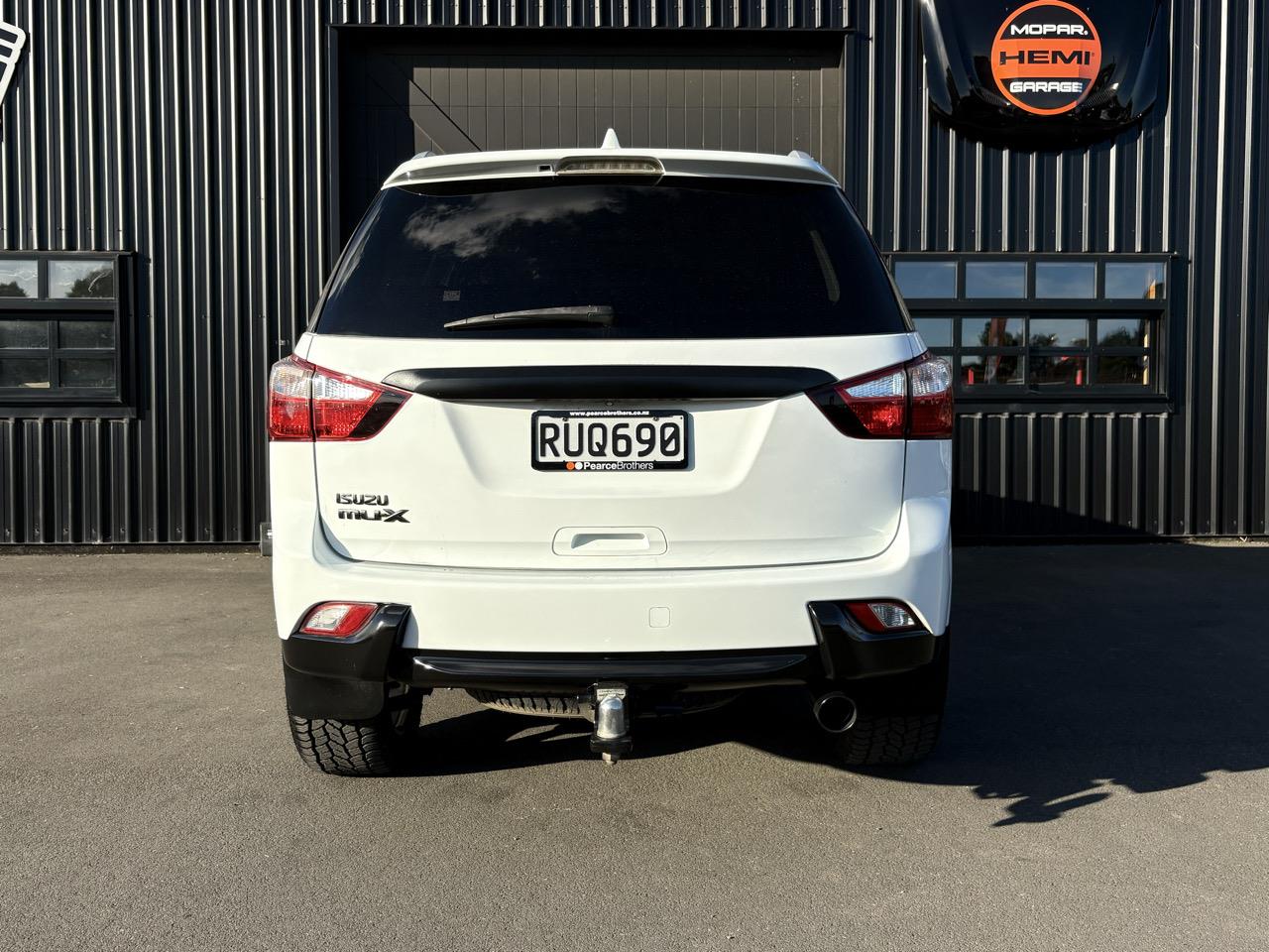 2016 Isuzu Mu-X
