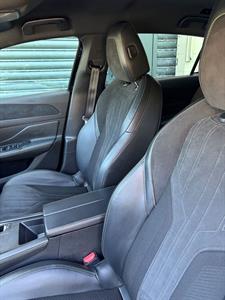 2023 Peugeot 308 - Thumbnail