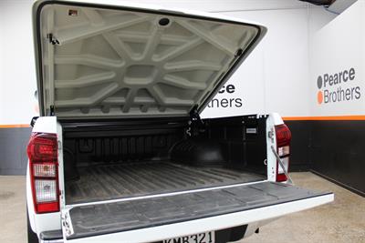 2017 Isuzu D-Max - Thumbnail