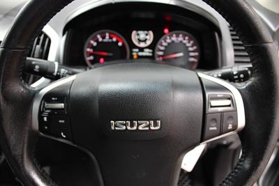 2017 Isuzu D-Max - Thumbnail