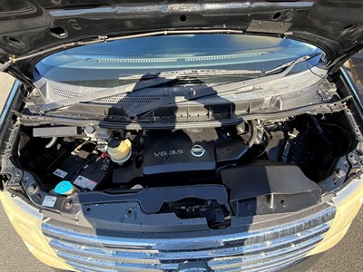 2005 Nissan Elgrand - Thumbnail