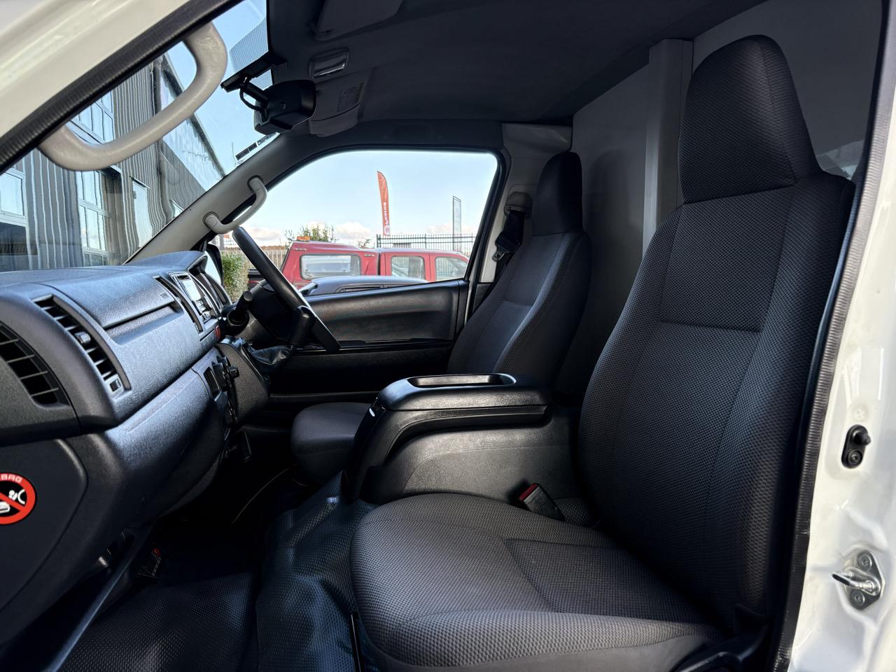 2016 Toyota Hiace