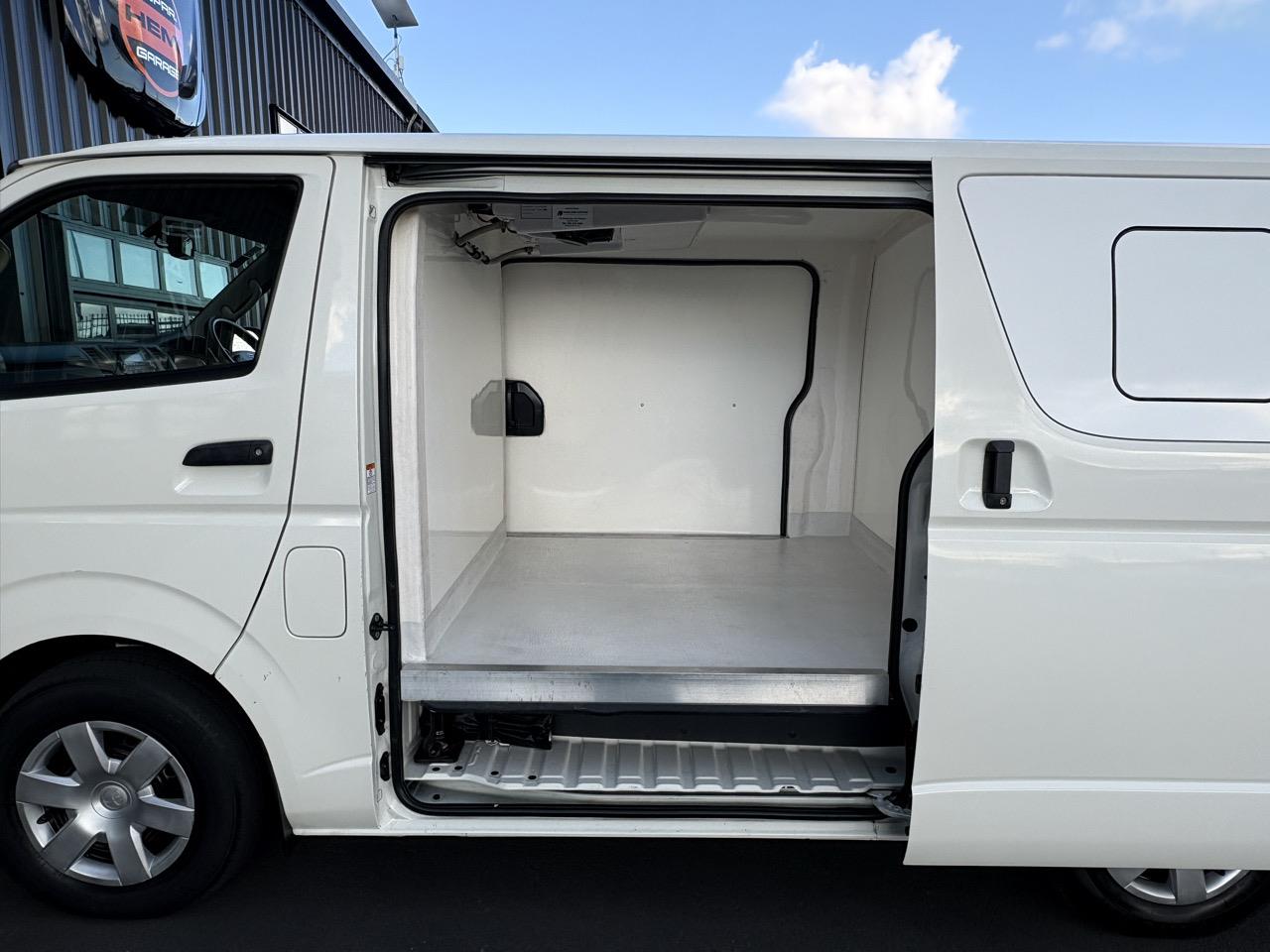 2016 Toyota Hiace