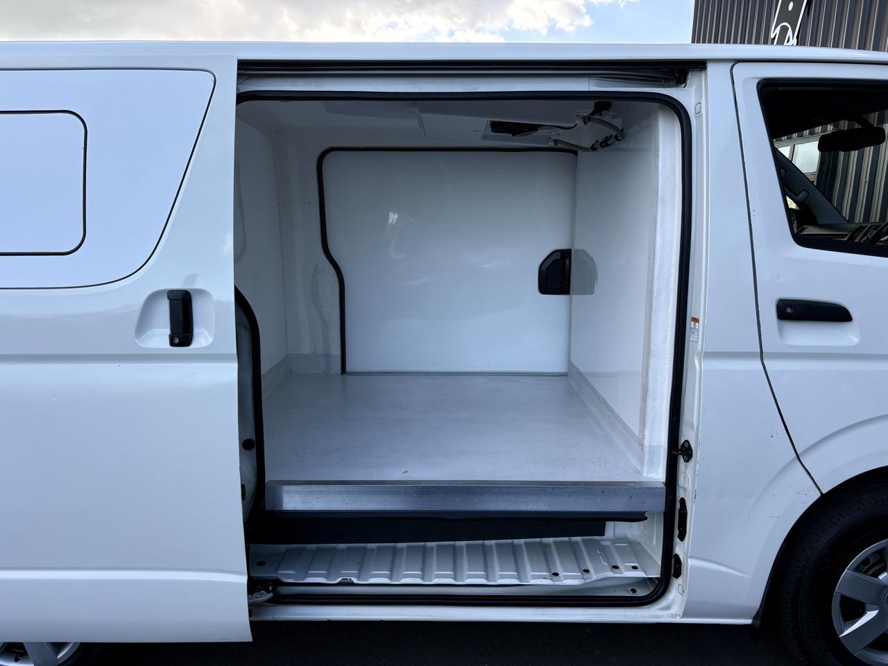2016 Toyota Hiace