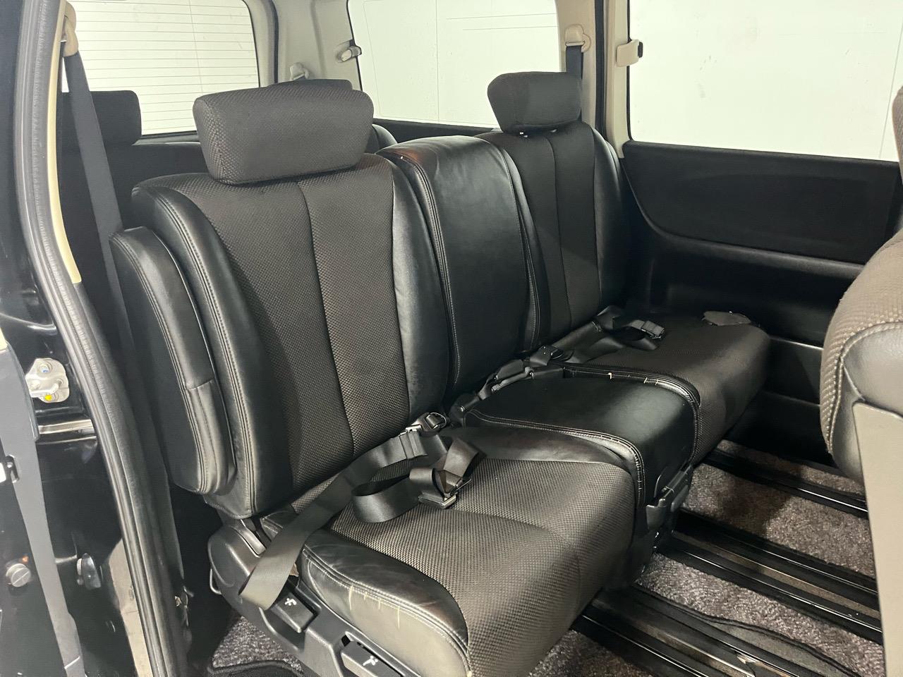 2005 Nissan Elgrand
