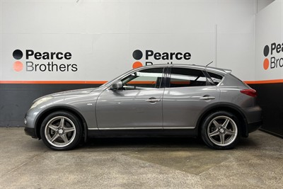 2011 Nissan Skyline - Thumbnail