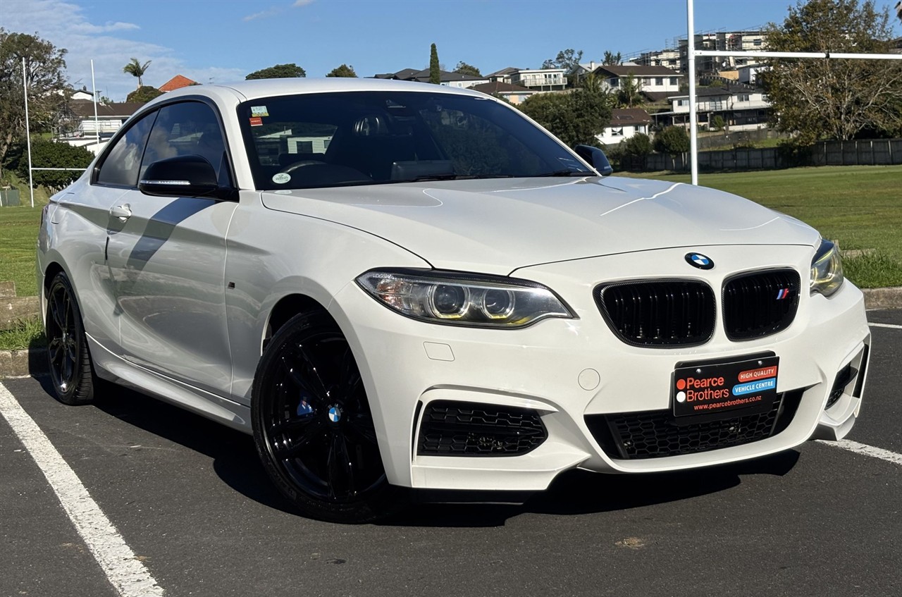 2015 BMW M235i