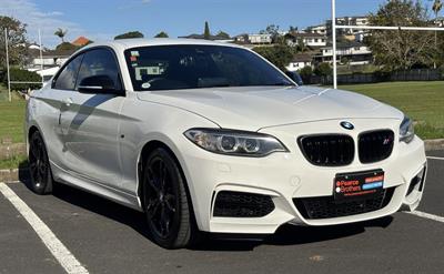 2015 BMW M235i - Thumbnail