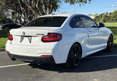 2015 BMW M235i - Thumbnail