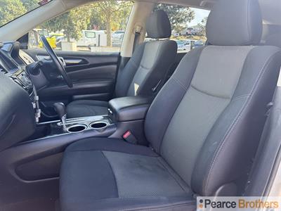 2019 Nissan Pathfinder - Thumbnail