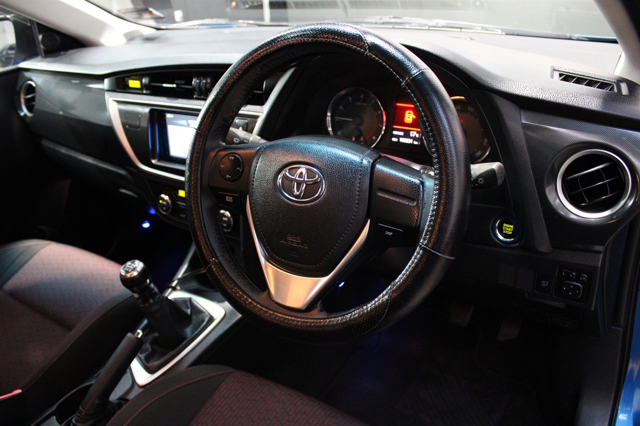 2012 Toyota Auris