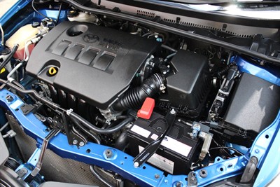 2012 Toyota Auris - Thumbnail