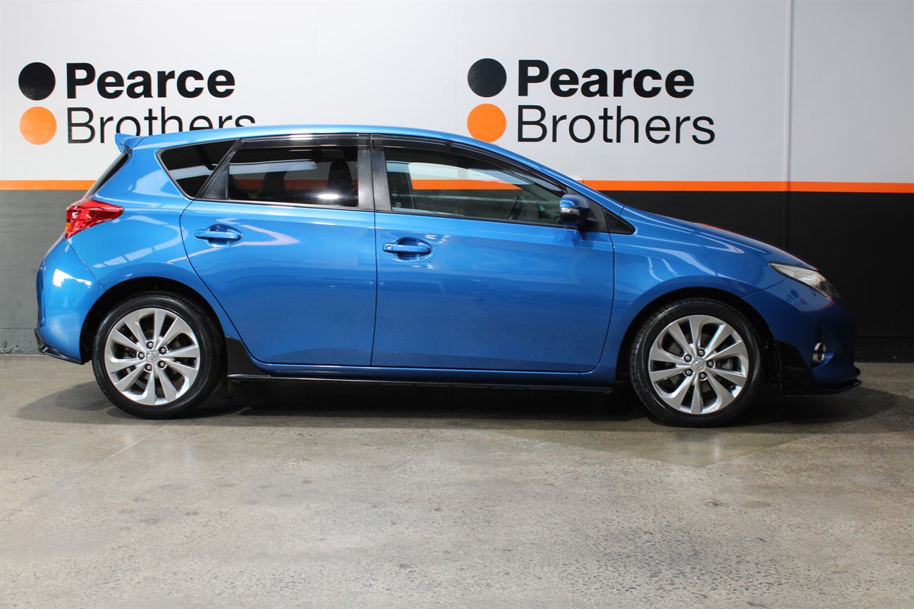 2012 Toyota Auris