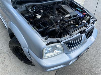 2006 Mitsubishi Triton - Thumbnail