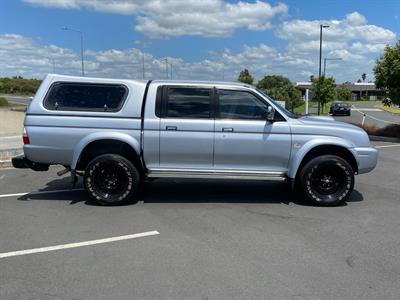 2006 Mitsubishi Triton - Thumbnail