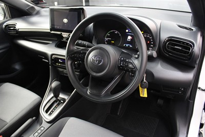 2026 Toyota YARIS - Thumbnail