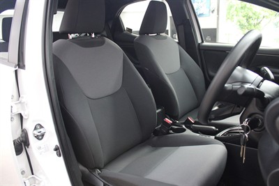 2026 Toyota YARIS - Thumbnail