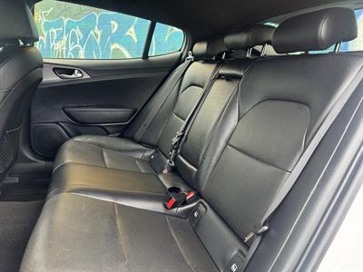 2019 Kia Stinger - Thumbnail