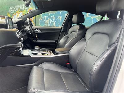 2019 Kia Stinger - Thumbnail