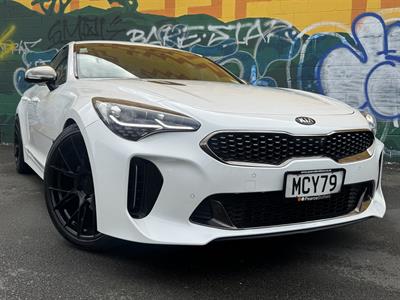 2019 Kia Stinger - Thumbnail